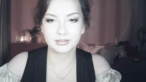 Snapshot of moodiemira chatting on 05/17/26, 06:59 moodiemira online show from 05/17/26, 06:59