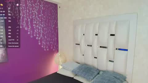 Snapshot of moom_ivy_ chatting on 07/26/26, 12:56 online show from 07/26/26, 12:56