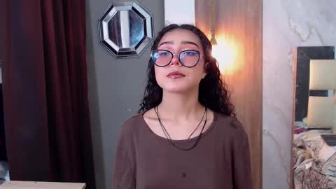 moon_and_fire_ online show from 02/09/26, 04:38