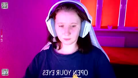 Lola online show from 02/06/26, 09:01