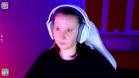 Lola online show from 02/11/26, 04:45