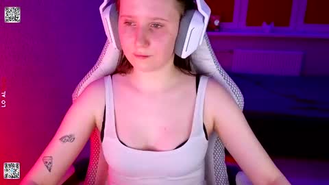 Lola online show from 03/30/26, 04:30