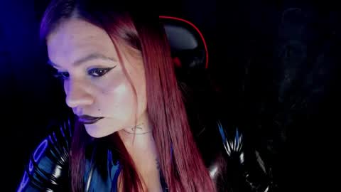 Snapshot of moon_dark520 chatting on 04/11/26, 02:38 Lilith online show from 04/11/26, 02:38