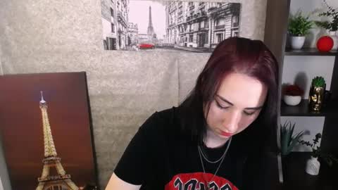 Diana online show from 10/26/25, 09:31