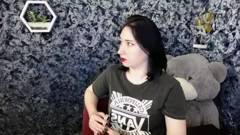 Diana online show from 04/15/26, 08:20