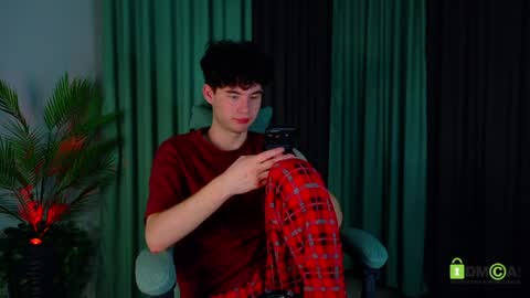 moon_gloww online show from 04/02/26, 04:59