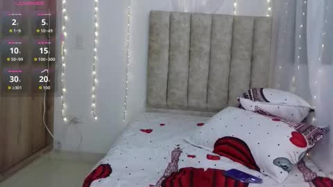 Moon online show from 03/11/26, 05:02
