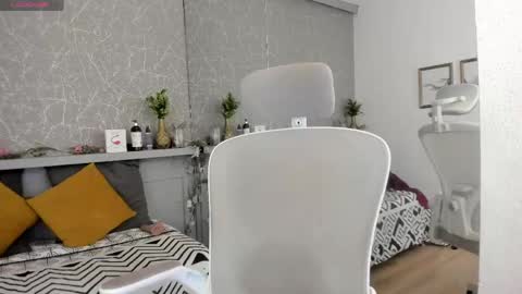 Sarah online show from 04/17/26, 12:57