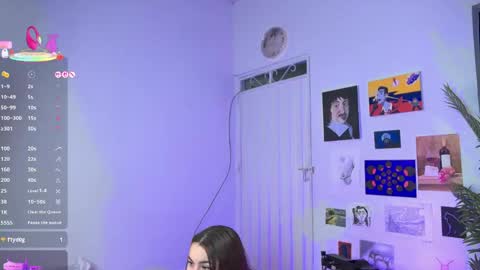 Snapshot of moon_pixie chatting on 06/05/26, 05:47 MoonPixie online show from 06/05/26, 05:47