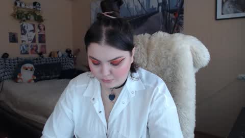 Keira online show from 04/06/26, 10:49