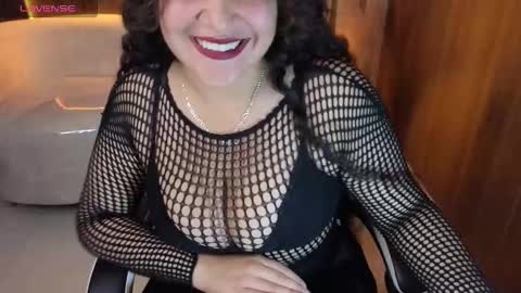 Online 800 to 1400 online show from 10/12/25, 01:10