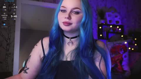 Emilia online show from 02/03/25, 12:14