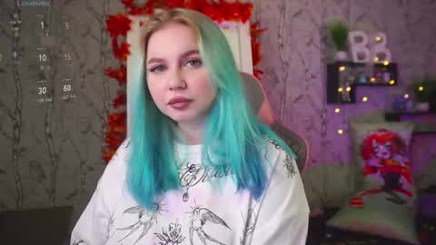 Emilia online show from 10/02/25, 09:27