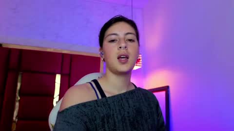 Snapshot of moon_winy chatting on 05/05/26, 11:18 Winy online show from 05/05/26, 11:18