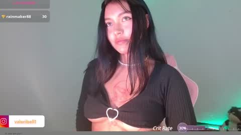Snapshot of moonbella_bell chatting on 12/05/24, 12:08 bell online show from 12/05/24, 12:08