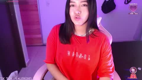 Snapshot of moonbella_bell chatting on 09/26/25, 06:17 bell online show from 09/26/25, 06:17