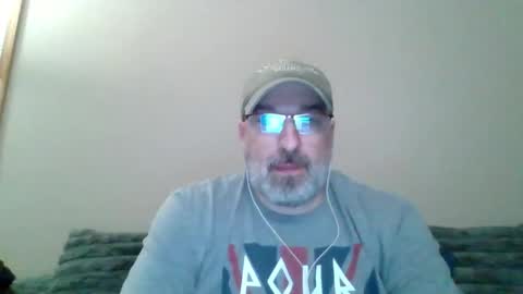 Snapshot of moondrake26 chatting on 01/08/26, 07:10 moondrake26 online show from 01/08/26, 07:10