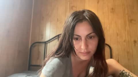 Snapshot of moongirl6969 chatting on 07/10/26, 12:41 moongirl6969 online show from 07/10/26, 12:41