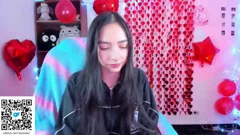 Snapshot of moonlady_ chatting on 02/13/25, 12:24 MOON  online show from 02/13/25, 12:24