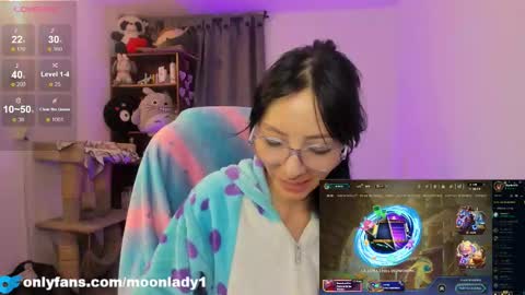 Snapshot of moonlady_ chatting on 03/14/26, 01:55 MOON online show from 03/14/26, 01:55