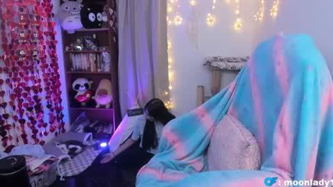 MOON  online show from 04/29/26, 11:33