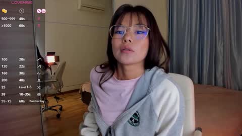 LANA online show from 09/18/25, 10:28