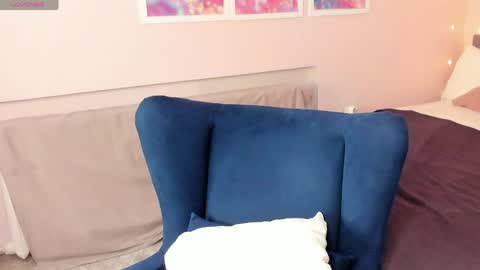 Eva online show from 04/27/26, 11:30