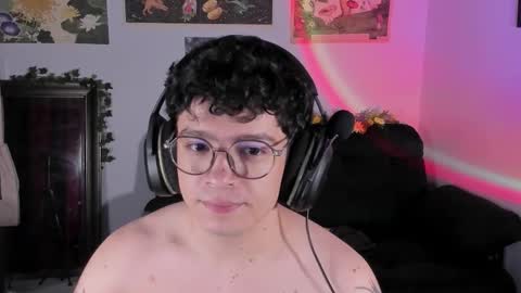 Clove online show from 01/13/26, 05:35