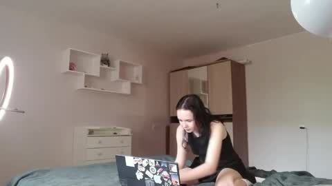 moonlightpoison online show from 05/18/26, 05:57