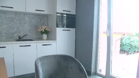 moonligt_iris online show from 07/10/26, 04:39