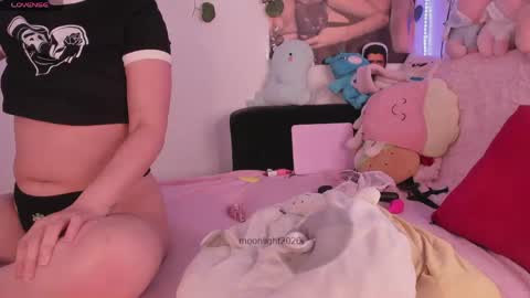 moonliight__ online show from 05/02/26, 04:45