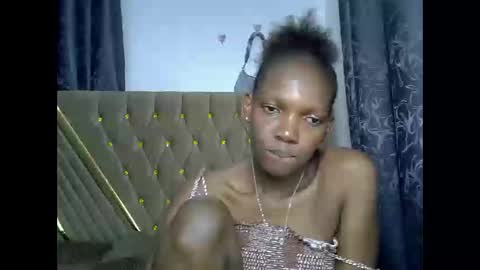 Moonlitdesire0 online show from 05/27/26, 03:53