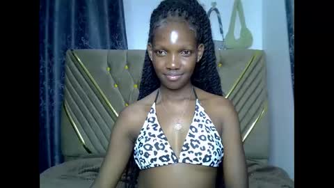 Moonlitdesire0 online show from 06/05/26, 05:18