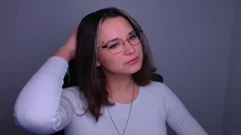 Susanna online show from 11/22/25, 06:23