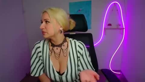 Susanna online show from 04/03/26, 11:41