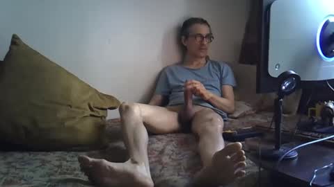 Snapshot of moovurey16 chatting on 02/10/26, 02:48 Alex online show from 02/10/26, 02:48