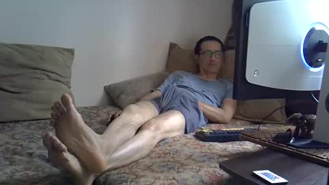 Snapshot of moovurey16 chatting on 05/22/26, 02:40 Alex online show from 05/22/26, 02:40