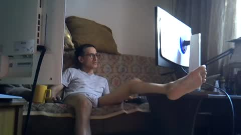 Snapshot of moovurey16 chatting on 06/14/26, 12:51 Alex online show from 06/14/26, 12:51