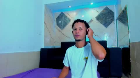 Snapshot of moreno_dream1 chatting on 03/16/26, 04:07 Danny online show from 03/16/26, 04:07