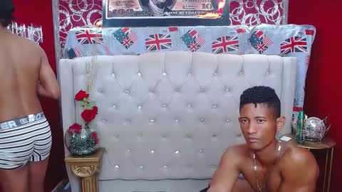 Snapshot of morenoblack23cm chatting on 02/08/25, 10:08 duohot23 online show from 02/08/25, 10:08