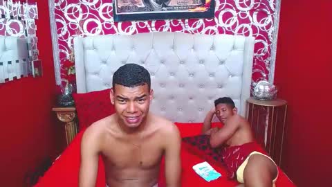 Snapshot of morenoblack23cm chatting on 03/08/25, 02:12 duohot23 online show from 03/08/25, 02:12
