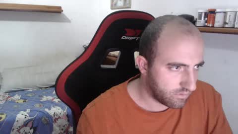 Snapshot of morenoch19 chatting on 12/22/24, 03:44 alejo online show from 12/22/24, 03:44