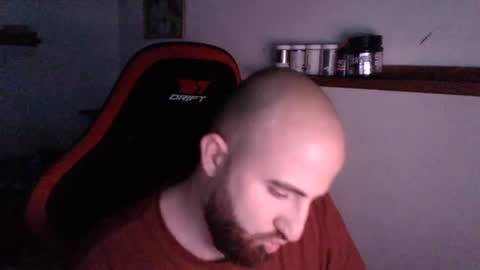 Snapshot of morenoch19 chatting on 03/12/25, 04:35 alejo online show from 03/12/25, 04:35