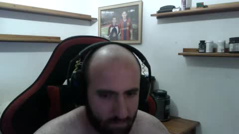 Snapshot of morenoch19 chatting on 09/21/25, 01:18 alejo online show from 09/21/25, 01:18