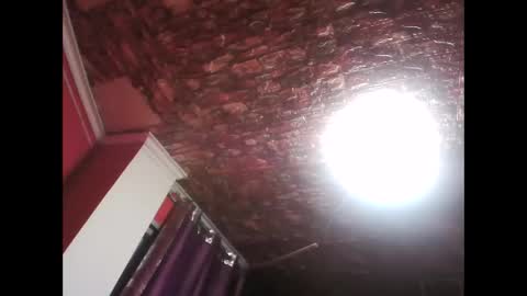 Snapshot of morenovlc848489 chatting on 12/20/25, 06:48 morenovlc848489 online show from 12/20/25, 06:48