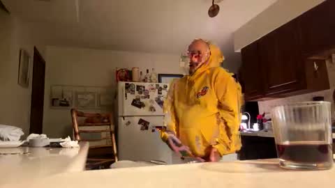 Snapshot of morethanenough437431 chatting on 09/23/25, 01:03 morethanenough437431 online show from 09/23/25, 01:03