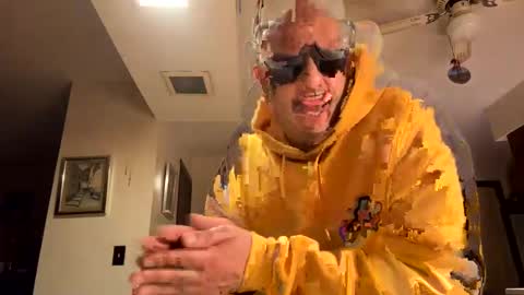 Snapshot of morethanenough437431 chatting on 10/16/25, 08:26 morethanenough437431 online show from 10/16/25, 08:26