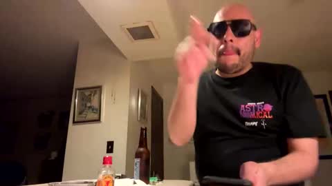 Snapshot of morethanenough437431 chatting on 10/30/25, 02:02 morethanenough437431 online show from 10/30/25, 02:02