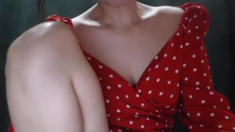 monika online show from 01/05/25, 12:42