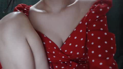 monika online show from 01/12/25, 01:53